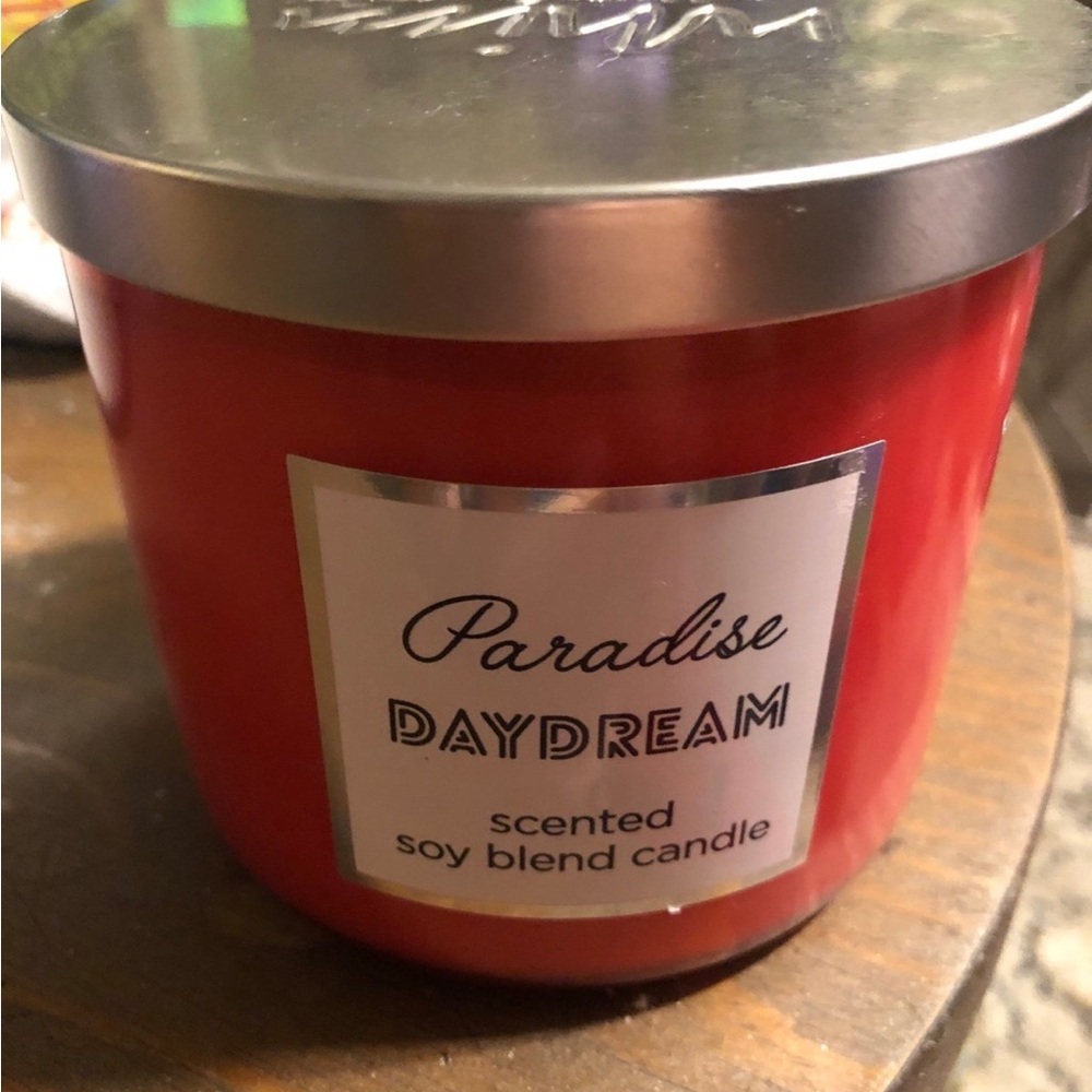 Bath & Body Works Red and Silver Candle